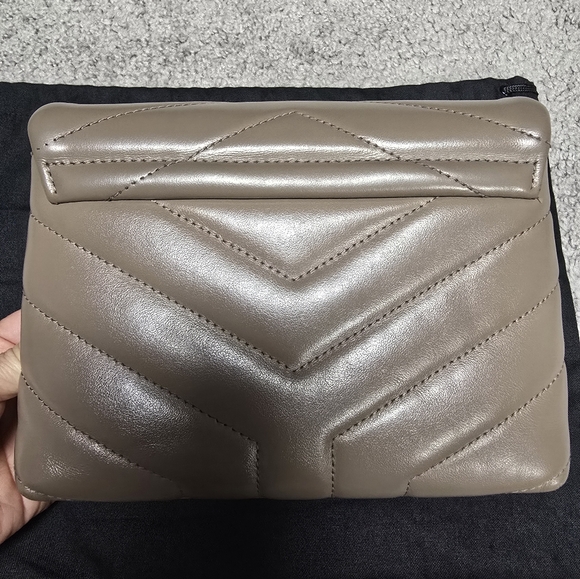 Saint Laurent Toy LouLou - Picture 6 of 11